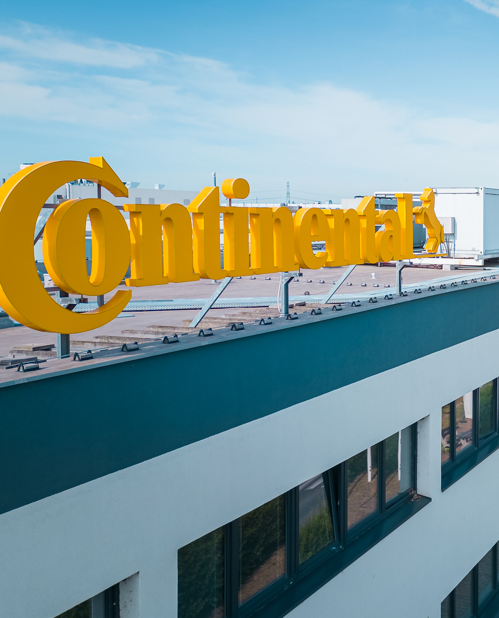 Continental Automotive News Continental Brandys Smart Factory with