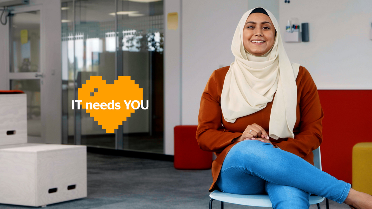 Shooted for the IT Needs You Campaign by HR Communications GER, Nov 2022 

Attention: Requests for further use must me made to protagonists and approved by them! 
In addition, notice must go to the protagonist before publications in order to enable a contradiction!