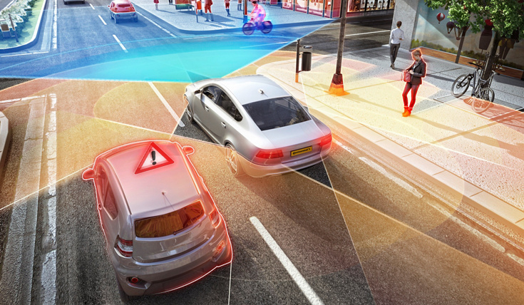 The long-range radar supports autonomous emergency braking when traffic is crossing at intersections and also reliably identifies (motorized) cyclists.