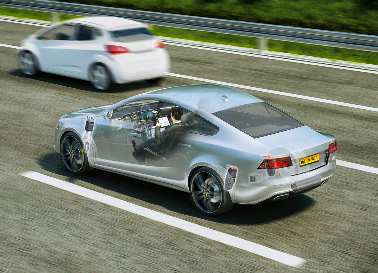 CAirS_Automated_Driving_Autobahn_2.jpg